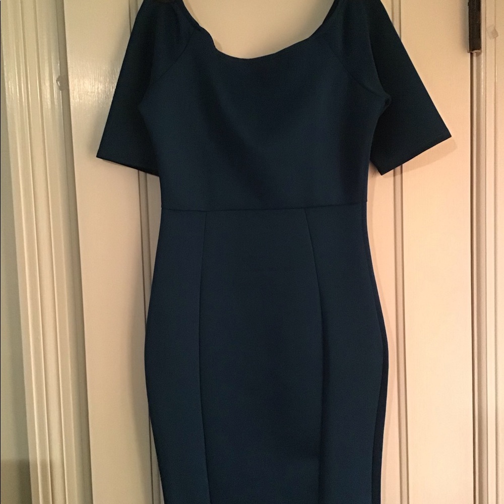 Dress - Picture 2 of 2